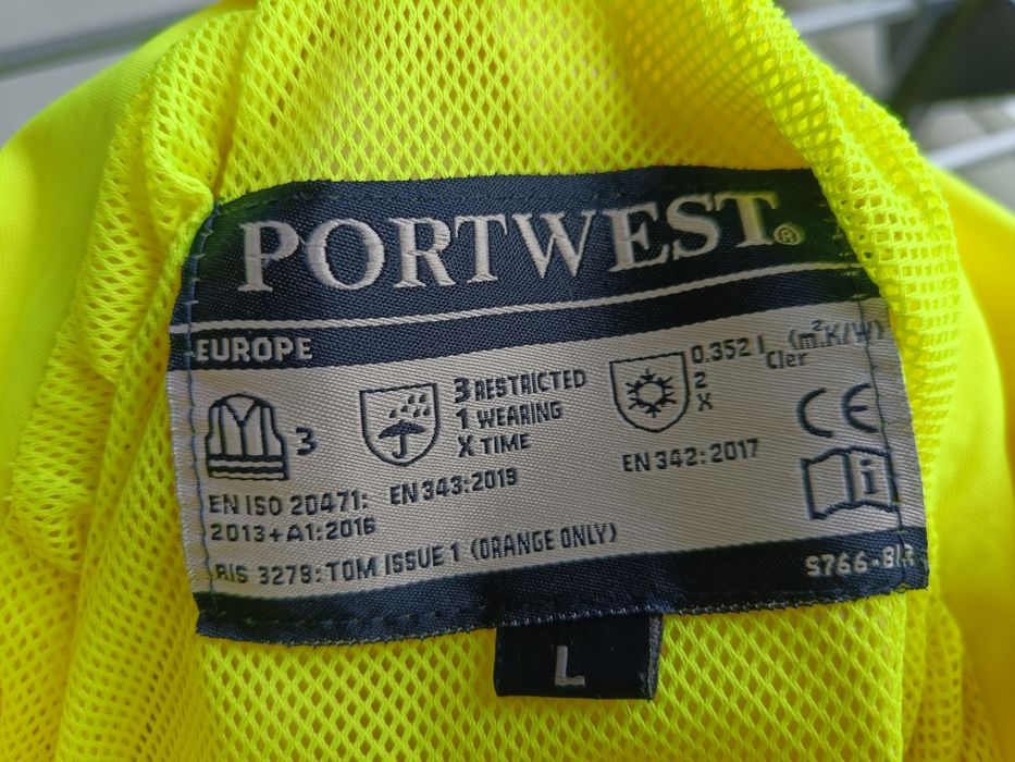 Робоча світловідбивна куртка Portwest S766, розмір L