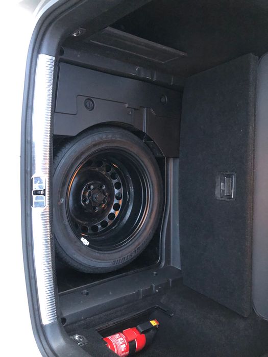 Обшивка багажника Фольксваген Пассат Б6 Б7 Б8