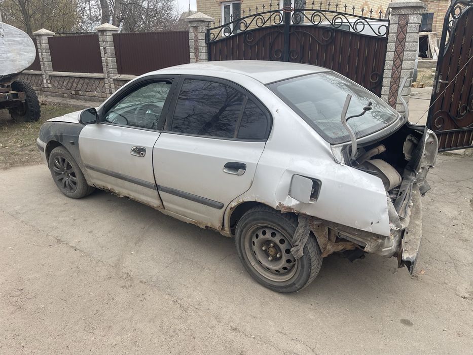 Hyundai elantra на ходу