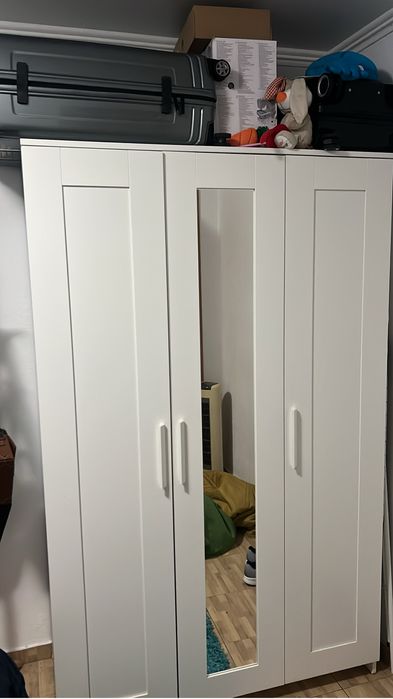 Roupeiro IKEA usado semi novo