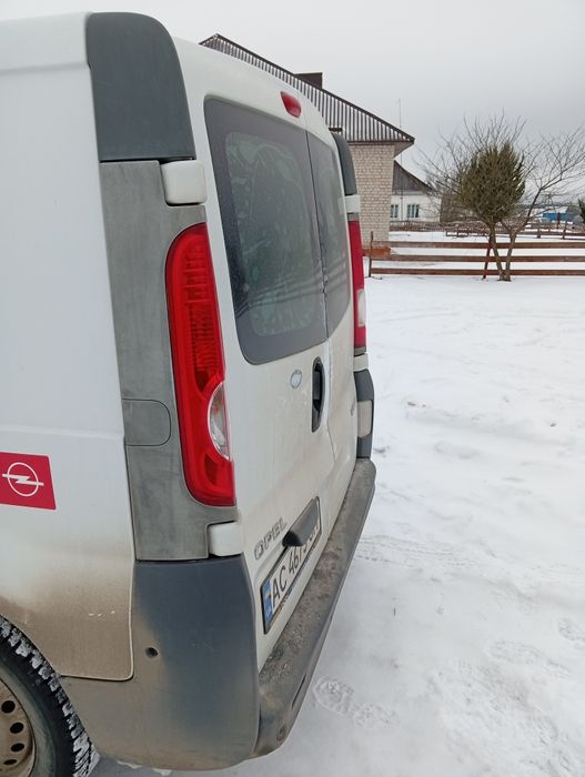 Опель Віваро,2007 рік