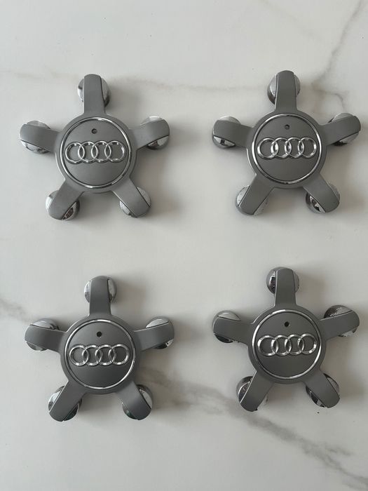 Oryginalne dekielki do felg AUDI, gwiazda pięcioramienna