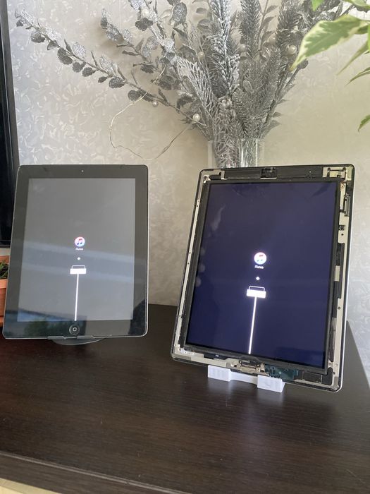 Ipad 2 (64GB) б/у НА ЗАПЧАСТИ!!!