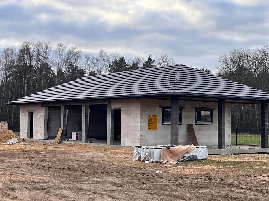 Budowa domów od fundamentów po dach