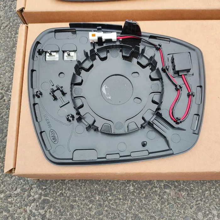 Вкладыш зеркала FORD S-MAX 32V1546E (OE: 5349085): 1 550 грн
