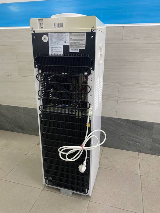 Кулер для воды Hotfrost V115B