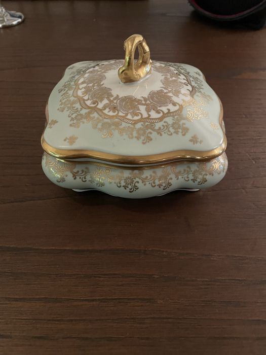 Caixa de porcelana da Baviera