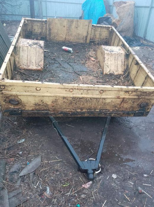 Продам прицеп легковий уже без документів