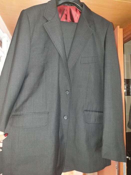 Garnitur męski ciemny