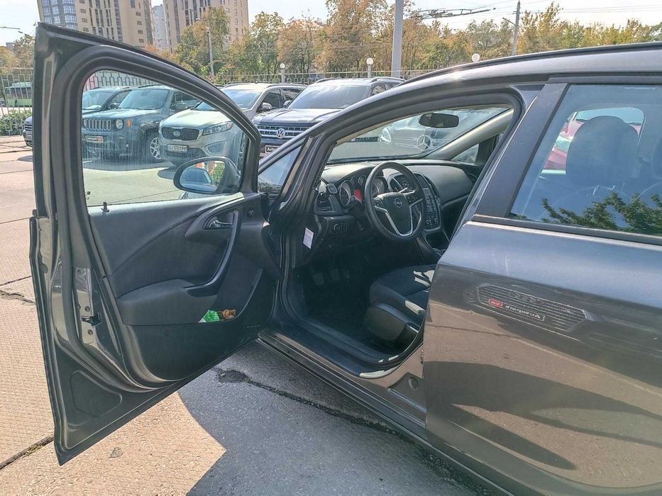 Продам Opel Astra 2012р. #71719