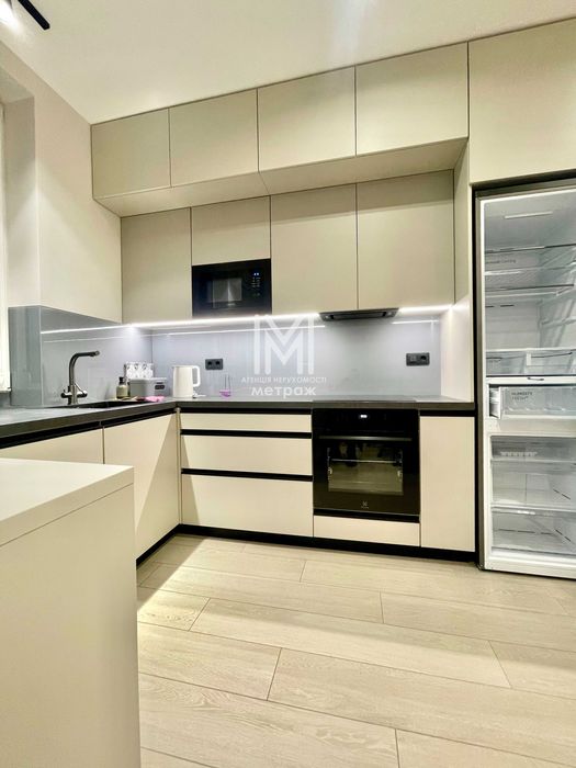 Продам 3к квартиру в ЖК Инфинити Центр Сад Шевченко Каскад