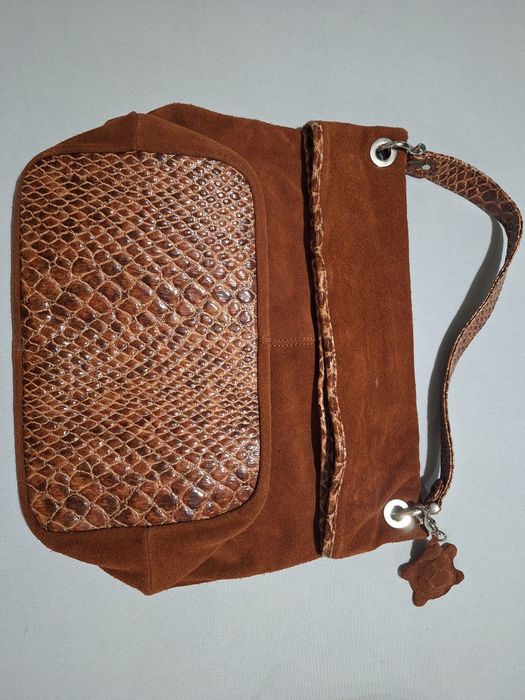 Torebka ze skóry naturalnej Carpisa