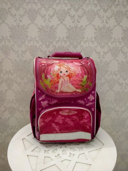 Рюкзак шкільний для молодшої школи