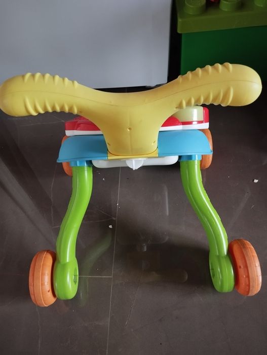 Дитячі ходунки робочі