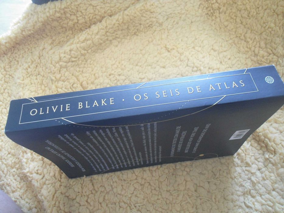 Os Seis de Atlas por Olivie Blake