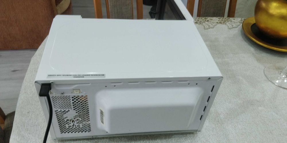 Mikrofalówka AMICA AMMF20E1W