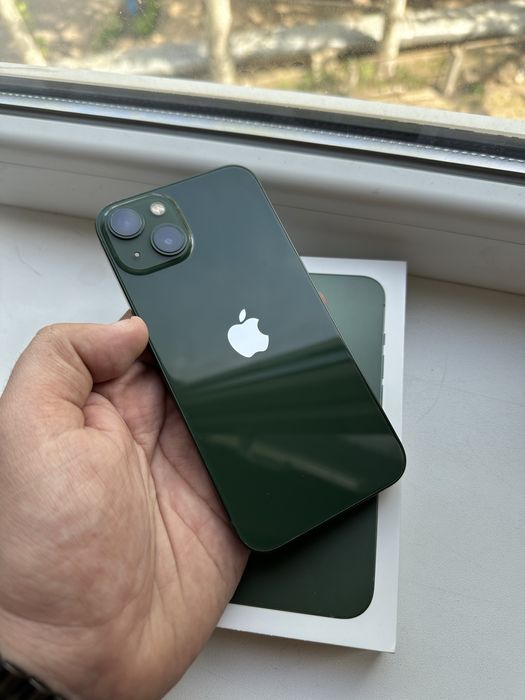 Продам iPhone 13
