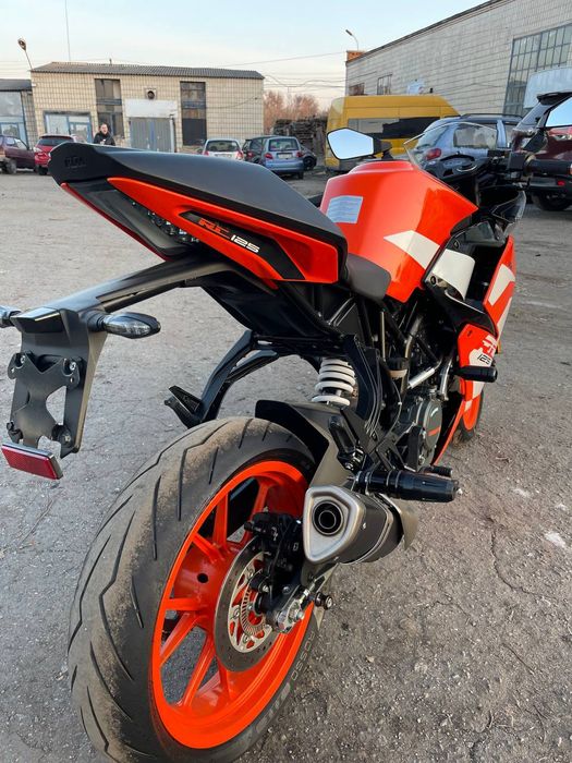 Продам мотоцикл Ktm RC 125к..