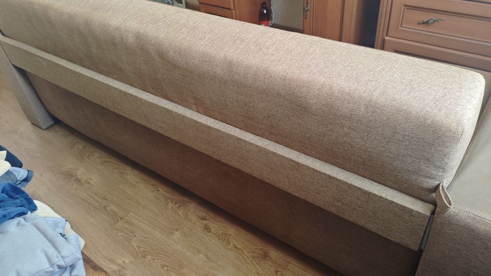 Продам диван, двохмісний.