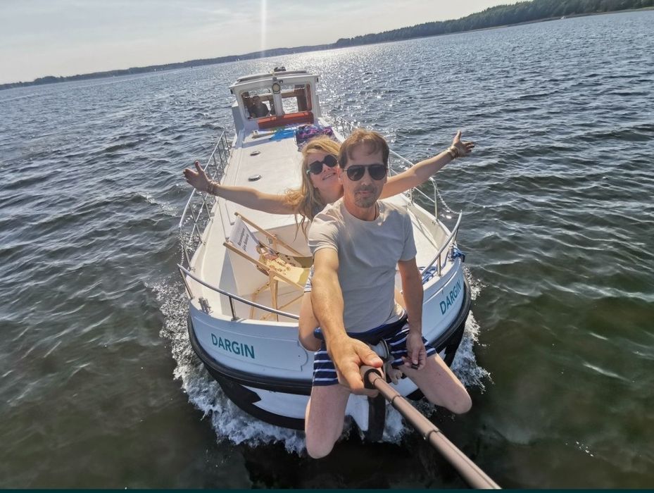Czarter bez patentu 7 osób barka jacht housboat Wielka Pętla Wielkopol