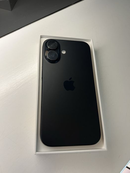 iPhone 16 128 GB | Oryginalny | 89% bateria | Zadbany