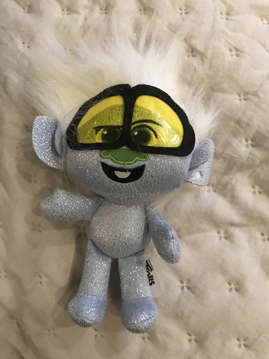 Игрушки Trolls,мягкие ,яркие ,современные ,качественные