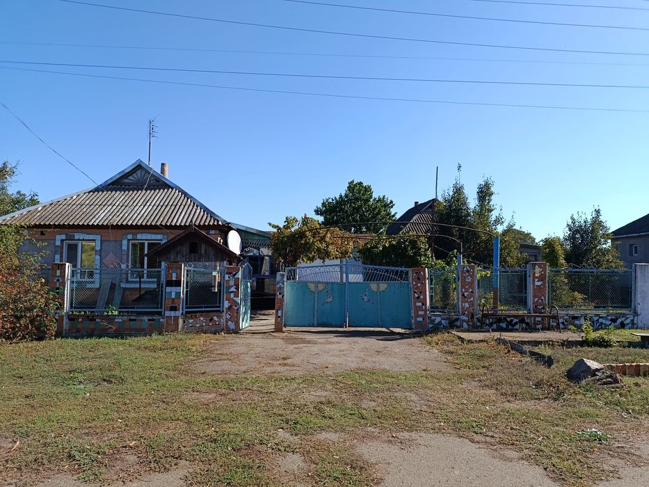 Продається будинок в селі