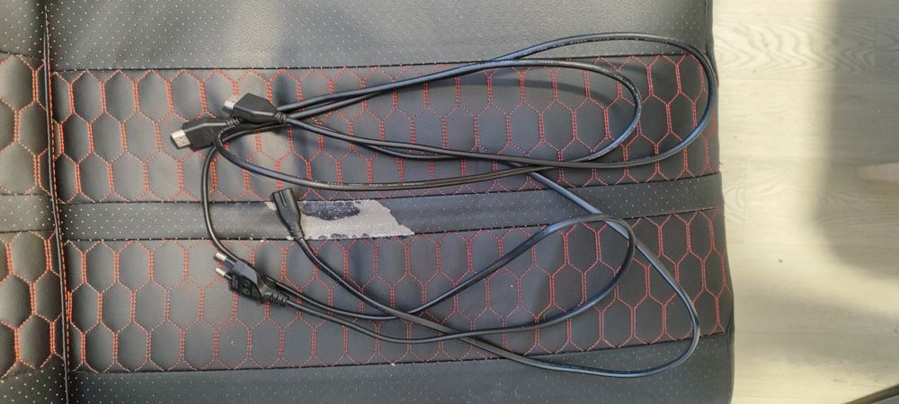 Sony Playstation 4 
Повний комплект

Приставка п