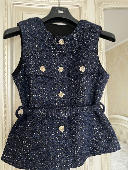 Твідовий жилет в стилі zara