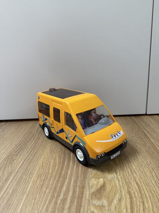 autobus szkolny playmobil