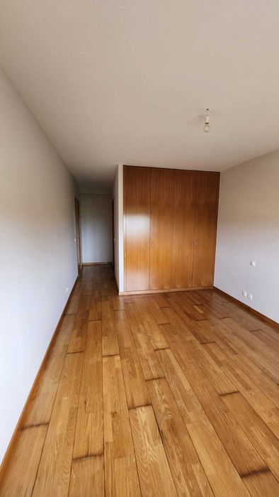 Apartamento T2 em Azurara