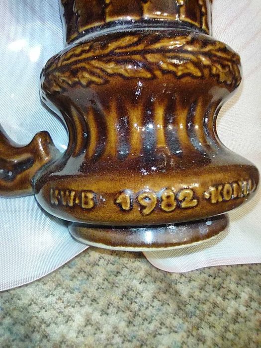 Kufel z porcelitu Karczma piwna 1982 Konin PRL.