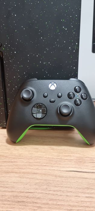 Ігровий комплект приставка Xbox Series X 2TB + монітор + навушники + і