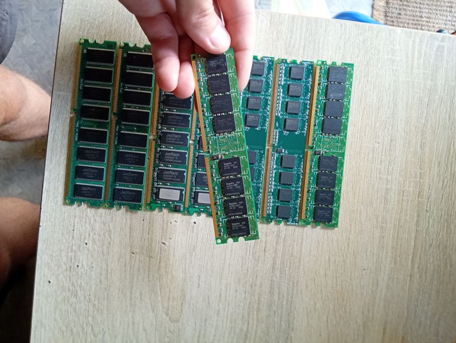 DDR4 16/32/64Gb Ecc Reg 2666MHz