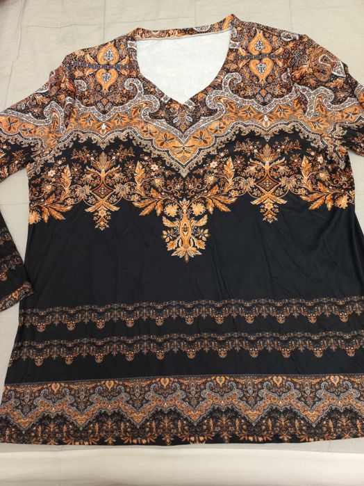 Футболка жіноча яскрава р. 54-56