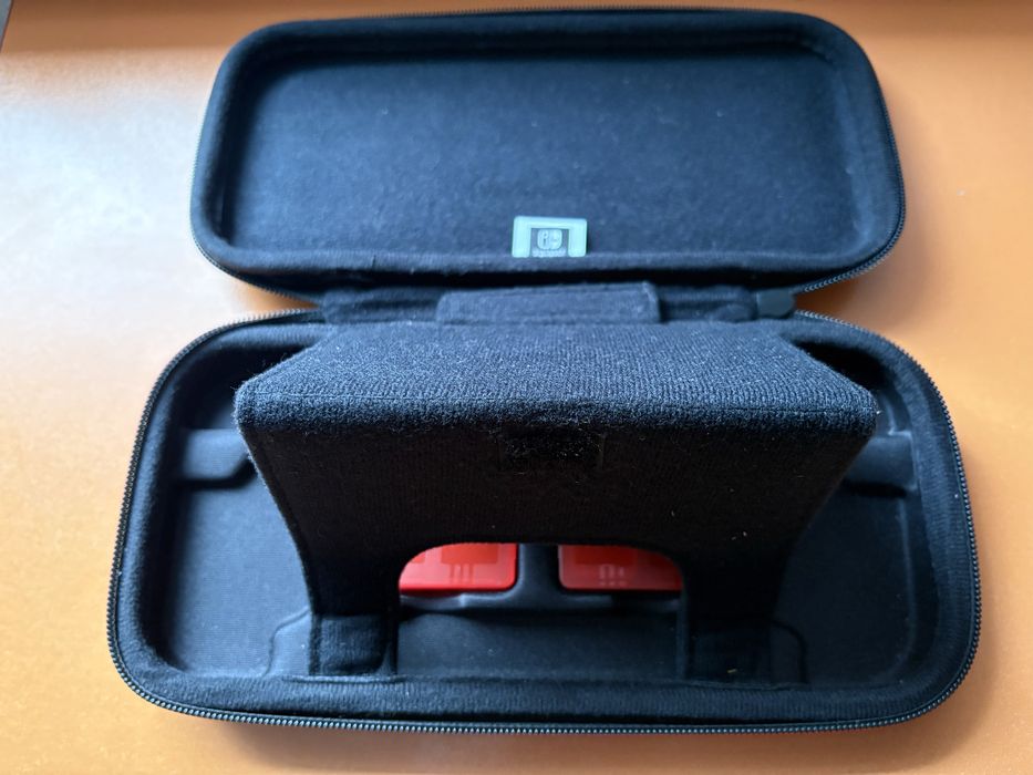 Переносний чохол для Nintendo Switch