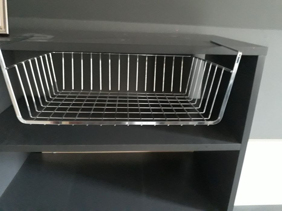 Półki podwieszane metalowe