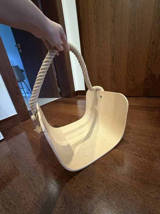 Suporte IKEA para mantas e plaids – madeira natural