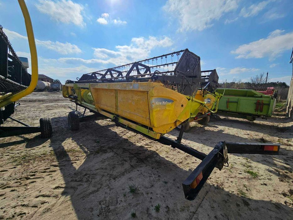 Комбайн зернозбиральний New Holland-CX8090