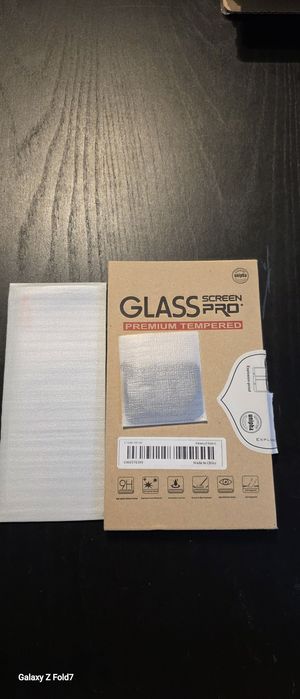 Z Fold 5 Película, principal e câmara