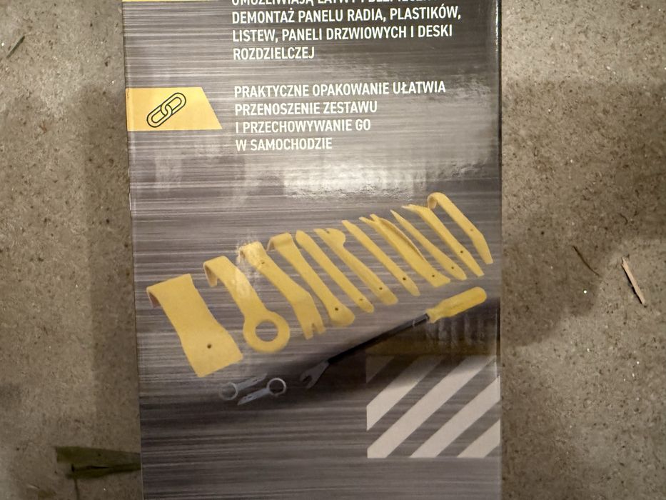 Zestaw ściągaczy do plastików i tapicerki