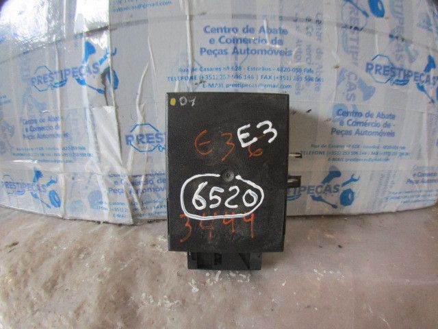 Botão / interruptor electromecânico / relé BMW 3 (E36)
