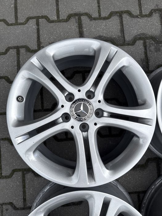 Felgi aluminiowe 17 cali 5x112 et 52.5 7,5J Mercedes Klasa A