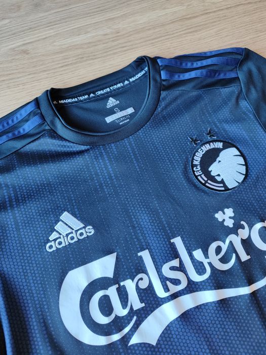 Camisola de jogo usada pelo Zeca no Copenhaga