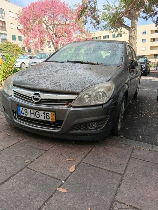 Opel Astra 1.7CDTI 2009 110cv. Caixa de 6V,  Bom preço  , Carro em excelente estado .  Funcionavel e em andamento. Para Peças . Motivo PM. — photo 4