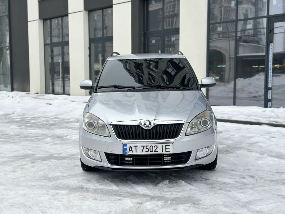 Skoda Fabia 2011 1.2 TSI універсал НАЙКРАЩА КОМПЛЕКТАЦІЯ