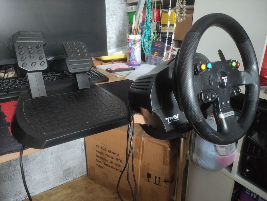 Игровой руль Trustmaster TMX Force feedback
