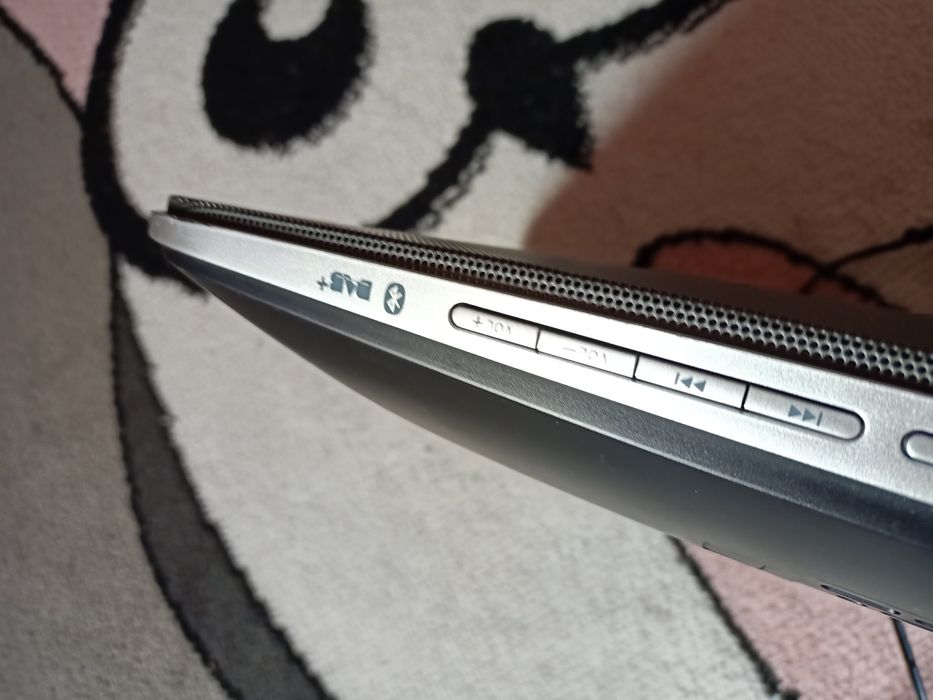 Wieża Philips  Radio  CD  BLUTU USB