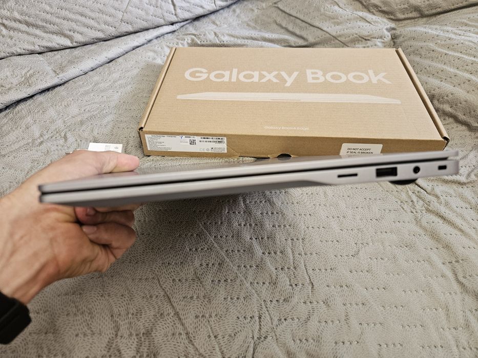 Laptop Samsung Galaxy Book4 Edge 750XQB-KA2 win11  16GB RAM / 512GB SSD nowy notebook