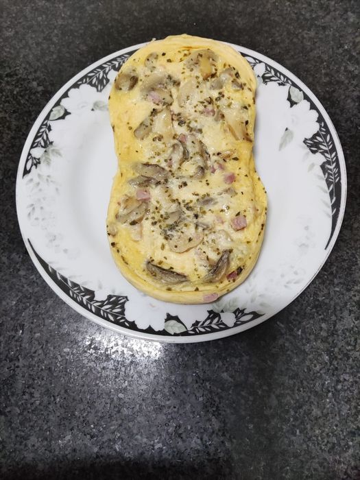 microdelicia oval tupperware